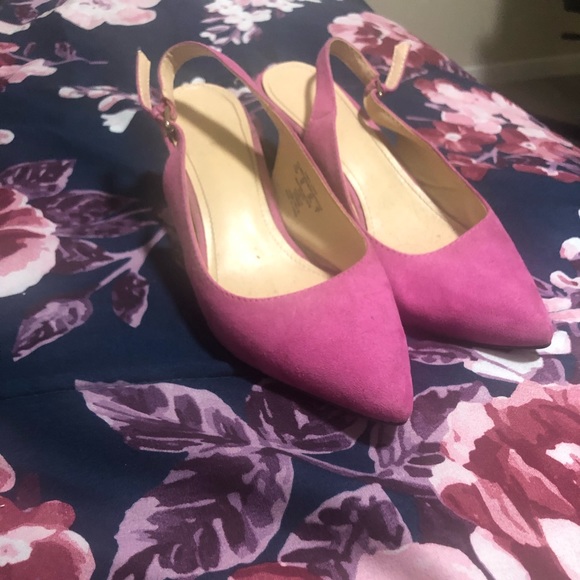 Heels - Picture 1 of 1